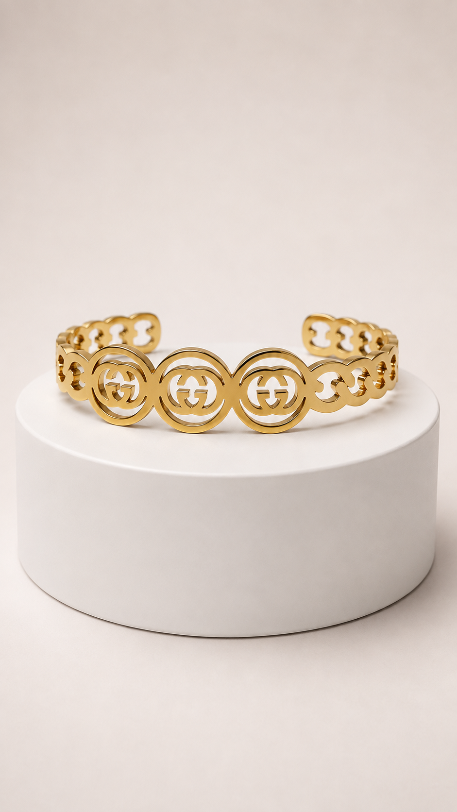 Cutout - Cuff